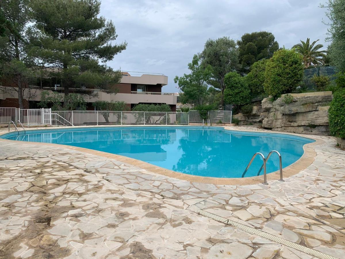 Appartamento Nice, Grand Studio - Piscine - Terrasse Vue Mer Esterno foto