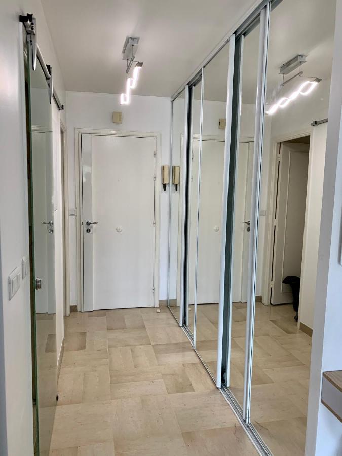 Appartamento Nice, Grand Studio - Piscine - Terrasse Vue Mer Esterno foto